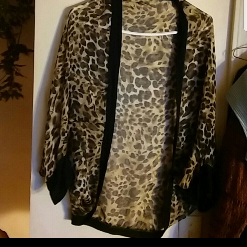 Leopard Print Sheer Kimono Shrug